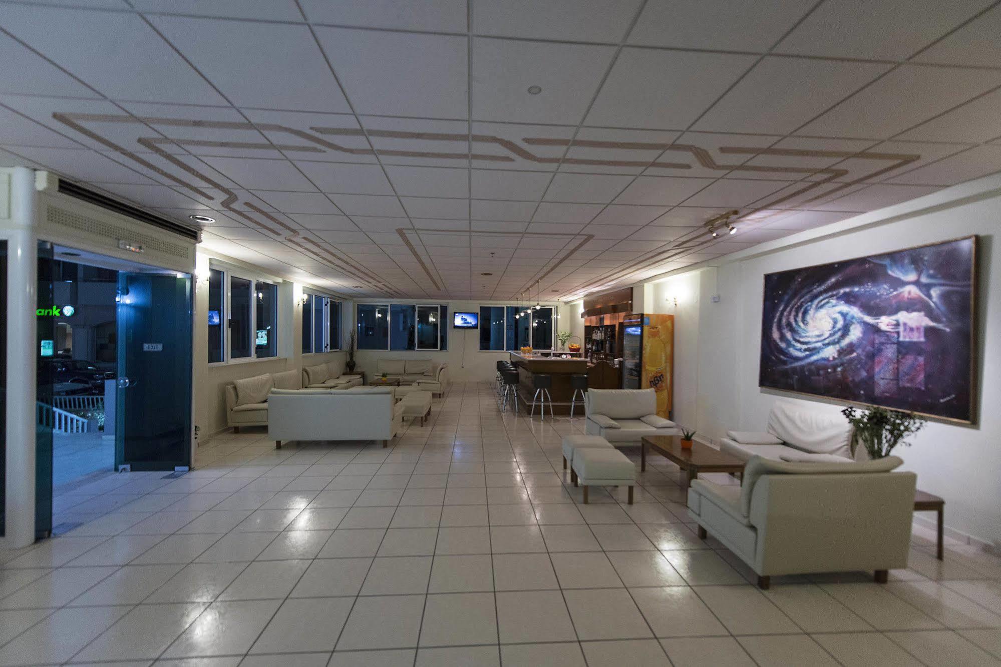Galaxy Hotel Ierápetra Exterior foto